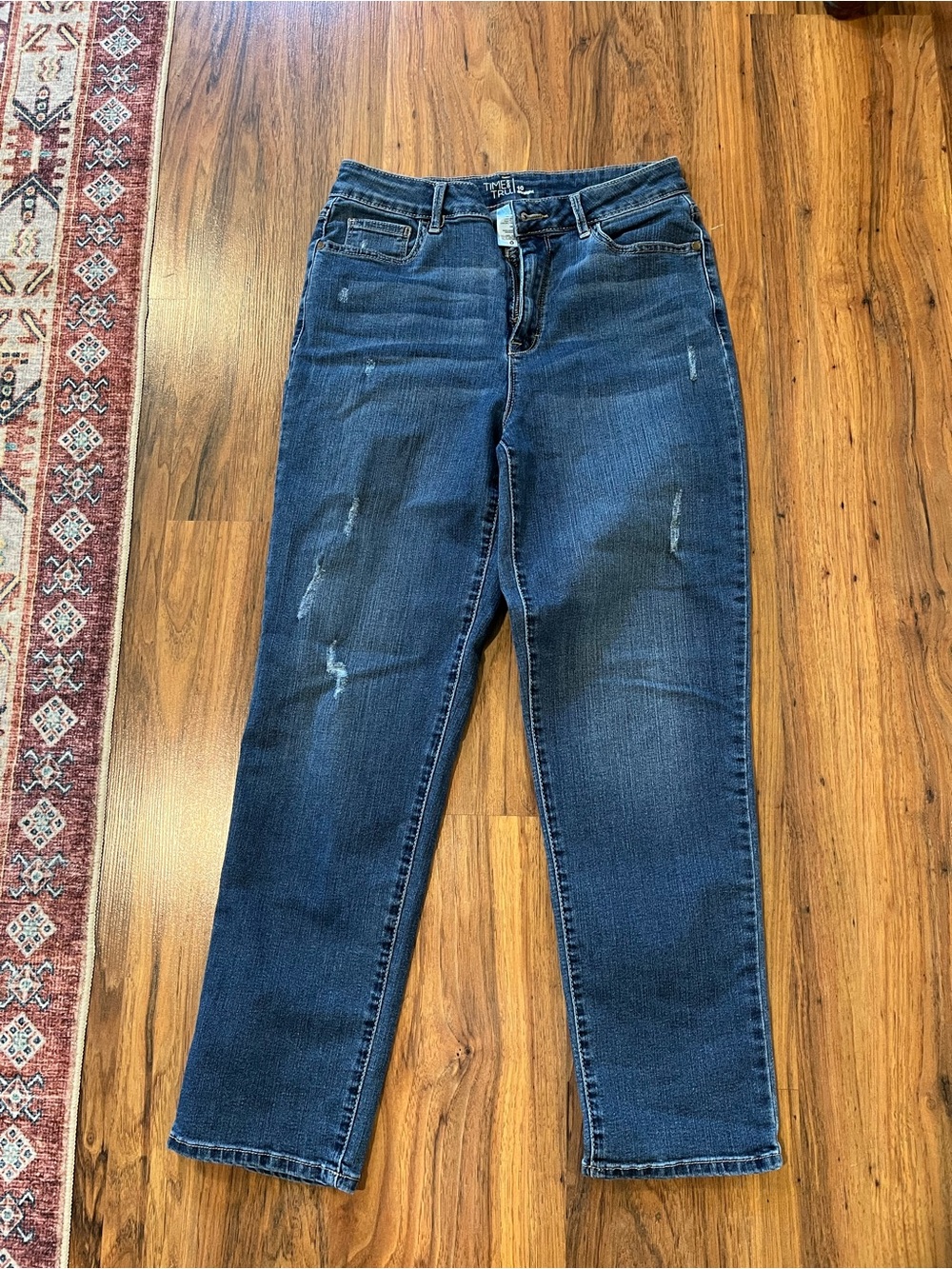 3/$10 Time and Tru Destressed Women's Straight-Leg Jeans Read